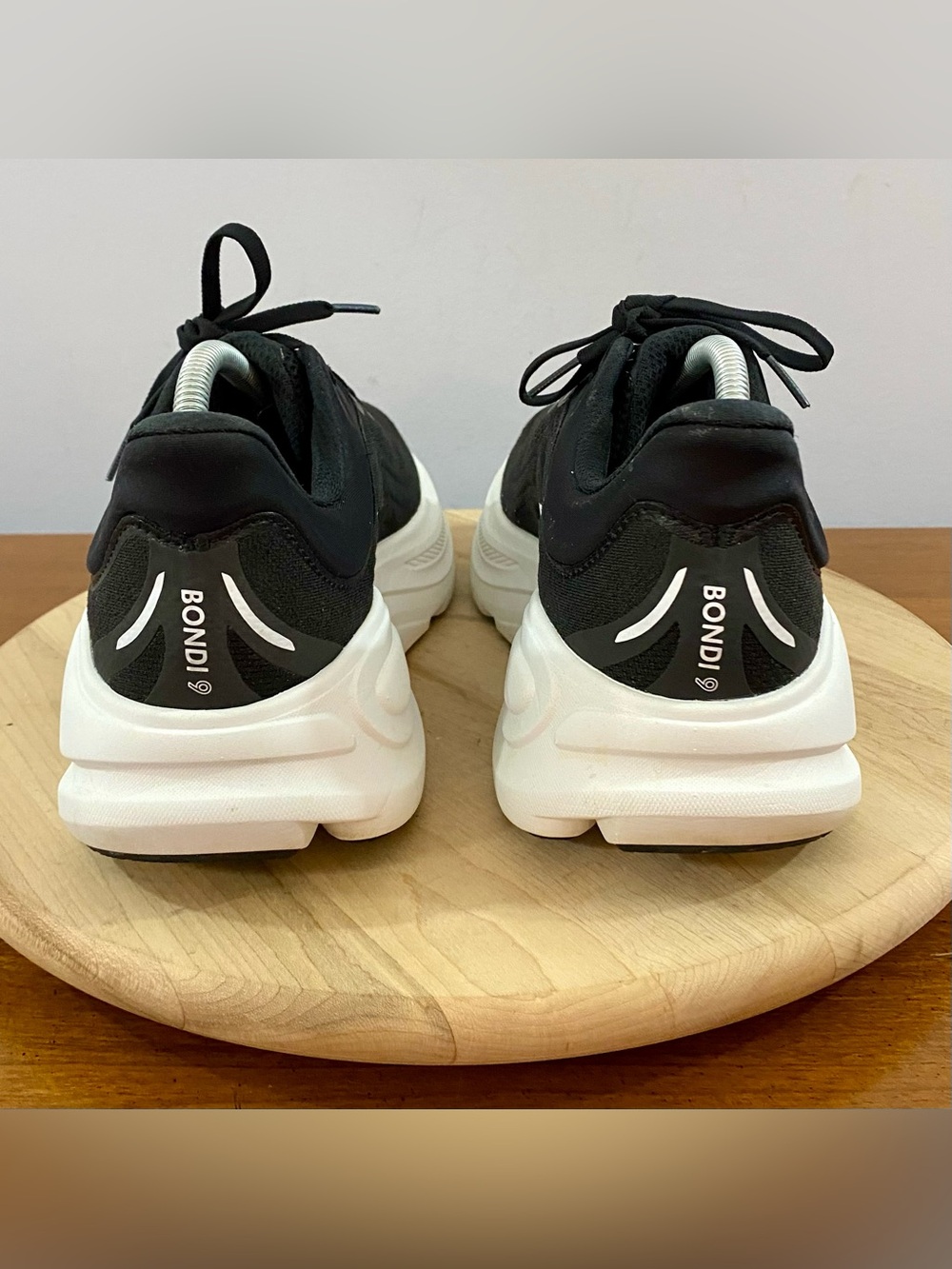 HOKA Bondi 9 Black White Running Athletic Shoes Womens Size 10 B Regular 1162012 - Picture 5 of 13